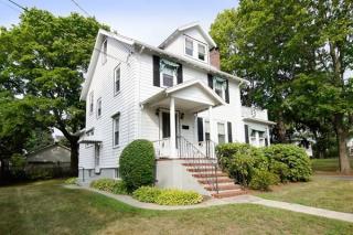 26 Tucker Ave, Lexington, MA 02421-6223