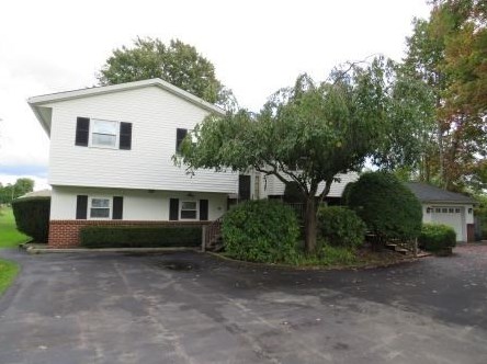 420 Chestnut St, Pleasantville, PA 16341-9712