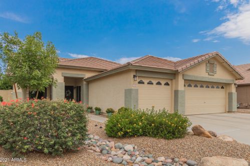 1350 Carla Vista Dr, Gilbert, AZ 85295-5537