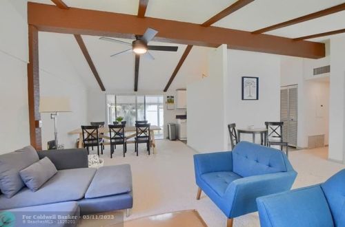 5173 Lake Blvd, Delray Beach FL  33484-4265 exterior