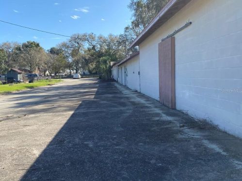 335 Washington Ave, Pierson, FL 32180-3054