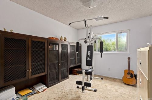 535 Lingard St, Lancaster CA 93536-8362 exterior