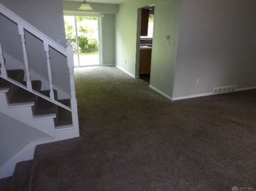 1034 Heathwood Dr, Englewood OH  45322-2429 exterior