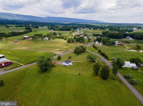 1654 Readus Rd, Edinburg VA  22824-2935 exterior