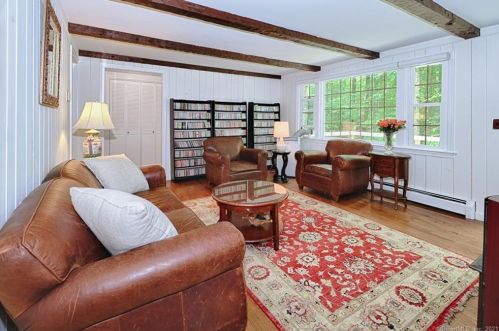 23 Mayflower Dr, Wilton CT  06897-1003 exterior