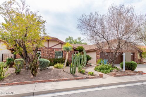 257 Halifax St, Mesa, AZ 85201-2725