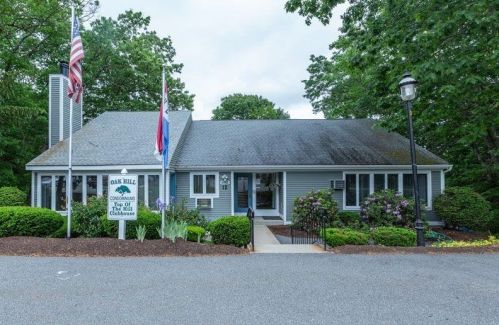 10 Saint James Pl, Nashua NH  03062-2666 exterior