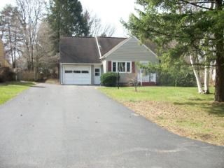 471 Covewood Blvd, Webster, NY 14580-1107