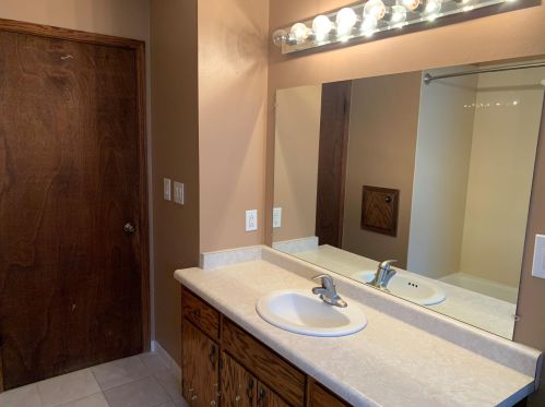 2748 83 Pl, Kenosha WI 53142-4957 exterior