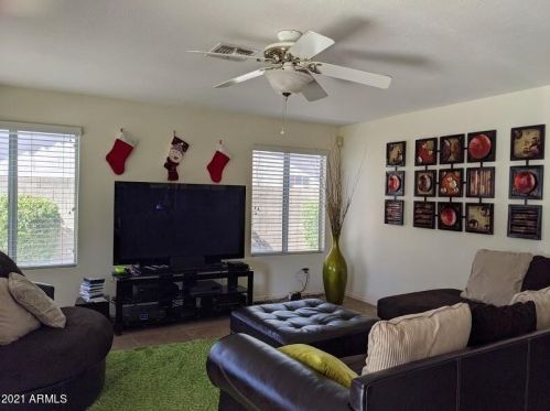 7439 Via Montoya Dr, Glendale AZ 85310-5286 exterior