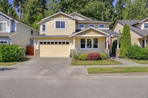 20228 11th Ave, Lynnwood, WA 98036-8693