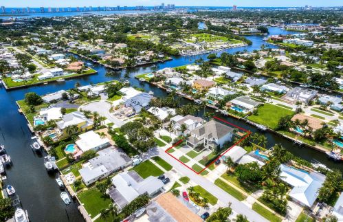 720 Kittyhawk Way, West Palm Beach, FL 33408-4710