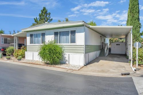 5040 Jackson St, North Highlands, CA 95660-5366