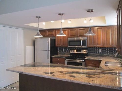 5918 86th St, Scottsdale AZ  85250-6323 exterior