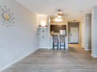 1700 1st St, San Jose CA  95112-4548 exterior