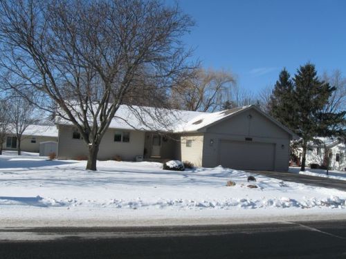 1720 5th Ave, Hammond, WI 54002-9202