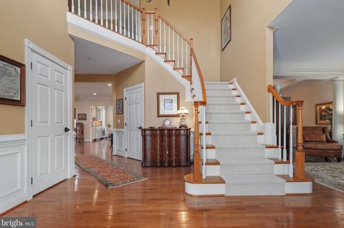 15609 Ryder Cup Dr, Haymarket VA  20169-6160 exterior