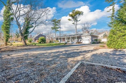 263 Lower Rocky Point Rd, Miller Place NY  11764-1650 exterior