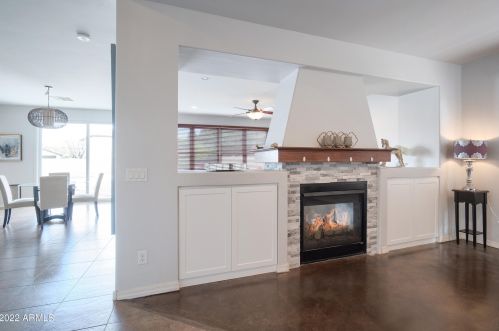 2204 Bowker St, Phoenix AZ  85040-3424 exterior
