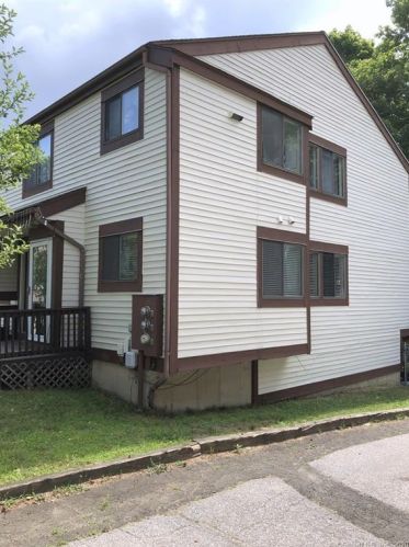 3 Ann Dr, Danbury, CT 06810-5452