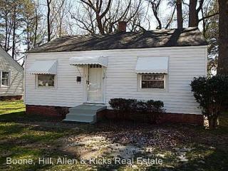817 Walnut St, Rocky Mount, NC 27803-2633