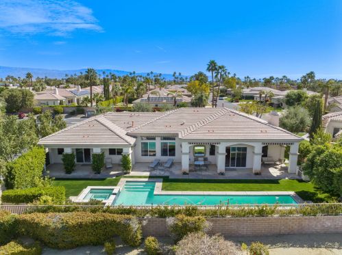 27 Toscana Way, Rancho Mirage CA  92270-1977 exterior