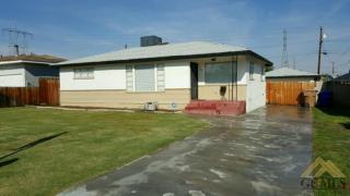1121 Valencia Dr, Bakersfield, CA 93306-5969
