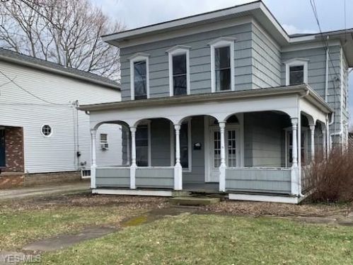 117 Main St, Vermilion, OH 44001-2813