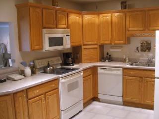 3540 Prairie Ave, Toledo, OH 43614-5138