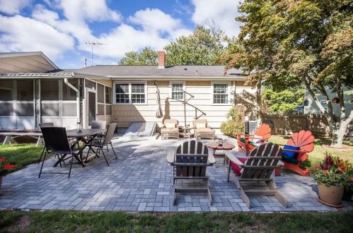 17 Barden Ln, Warren RI  02885-3607 exterior