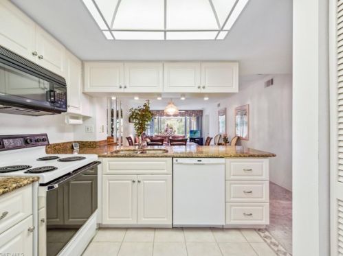 15171 Cedarwood Ln, Naples FL  34110-8020 exterior