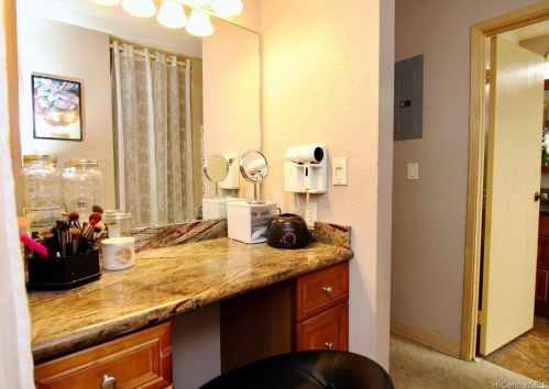 92-1203 Makamai Pl, Kapolei HI  96707-1508 exterior