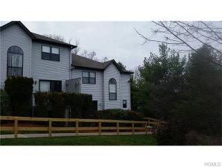 17 Vincenzo Ct, Monroe, NY 10950-3919