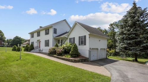 230 Judith Dr, Stormville, NY 12582-5262