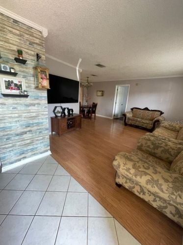 644 Dromedary Ct, Kissimmee, FL 34759-4204