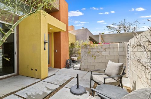 3588 Quiet Side St, Palm Springs CA  92262-0422 exterior