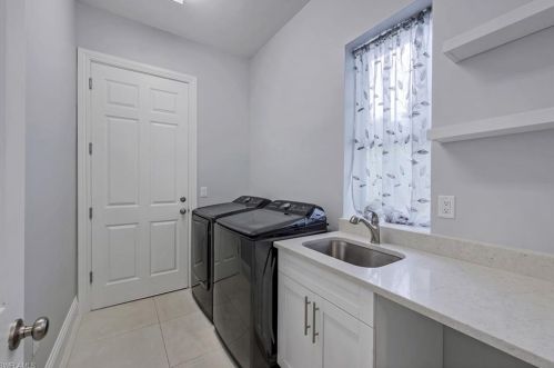 4875 20th Ave, Naples FL  34117-9194 exterior