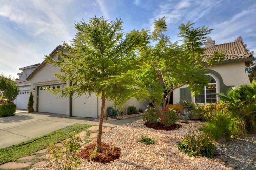9967 Ferragamo Way, Elk Grove, CA 95757-3037
