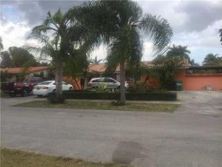 4525 94th Ct, Miami, FL 33165-5851