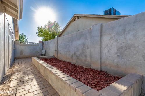 1425 Ironwood St, Gilbert AZ exterior