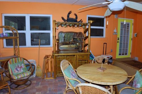 228 Fairweather Ln, Fort Myers Beach FL  33931-3227 exterior