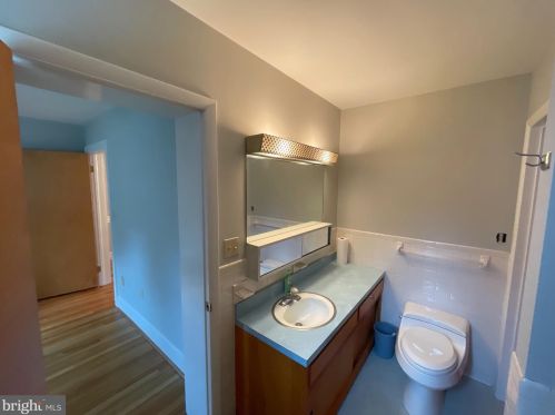 504 Church St, Charles Town WV  25414-1314 exterior