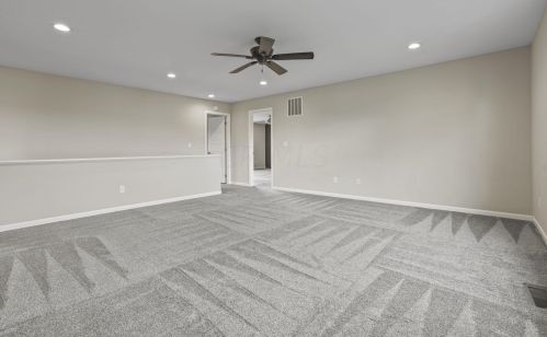 7818 Narrow Leaf Ct, Blacklick OH  43004-6047 exterior