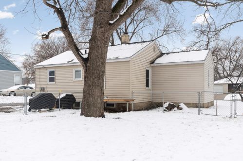 6425 Washburn Ave, Minneapolis MN 55423-1032 exterior