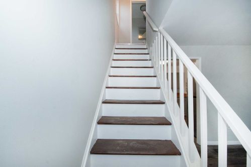 7 Academy St, Fishkill NY 12524-1301 exterior