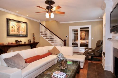 738 Edgewater Dr, Orlando FL 32804-6890 exterior