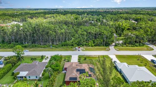 10290 Strike Ln, Bonita Springs FL  34135-6742 exterior
