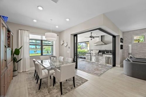 2727 Aviamar Cir, Naples FL 34114-9756 exterior