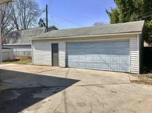 712 Ashland Ave, Green Bay, WI 54303-3522