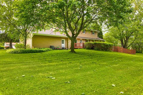 12510 Portland Ave, Thiensville WI  53092-2633 exterior